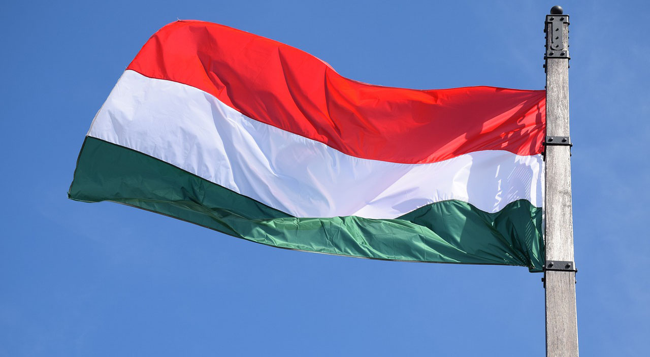 madjarska zastava pixabay.jpg